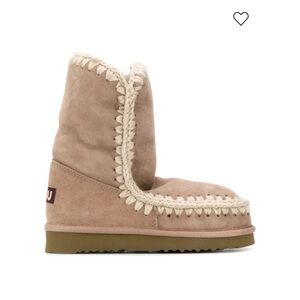 Mou Eskimo sheepskin boots lightly worn